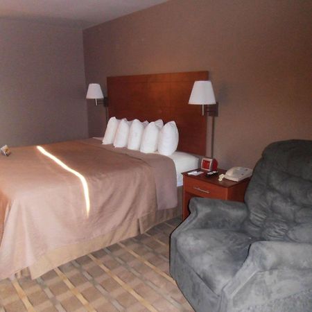 Quality Inn Thermopolis Near Hot Springs Buitenkant foto
