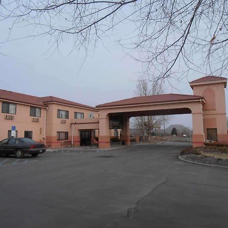 Quality Inn Thermopolis Near Hot Springs Buitenkant foto